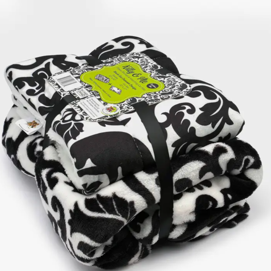 Cat Fleece Blanket 2 Piece Set For Cat Lovers And Their Cats