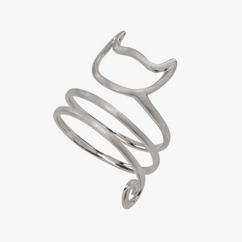 This cat wrap around ring features a cute cat face and tail wrapped around your finger and makes for a must-have addition to your cat rings jewelry collection!