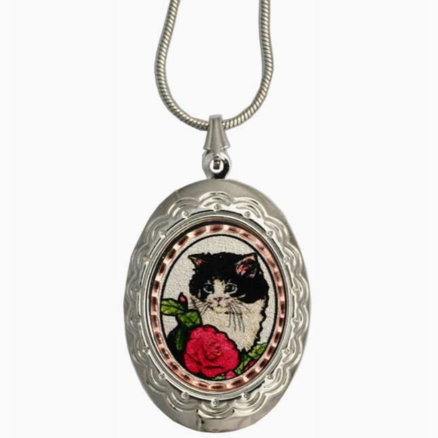 Kitty Cat Locket – Purrs and Whiskers
