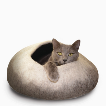 Ombre Wool Cat Cave in white to dark grey hues, perfect for your feline friend's relaxation