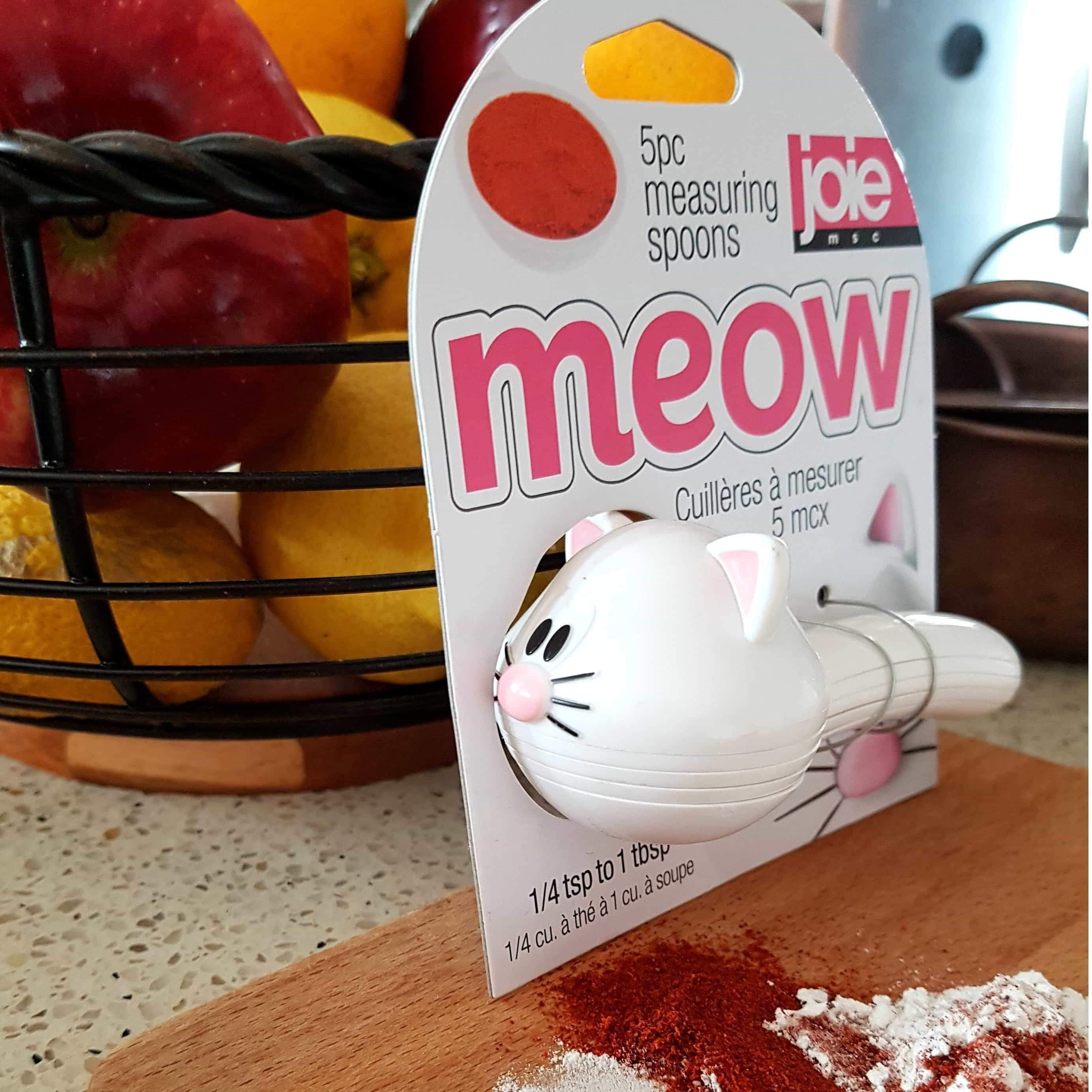Cat Kitchen Accessories, Cat Measuring Spoons Shaped Like a White Cat