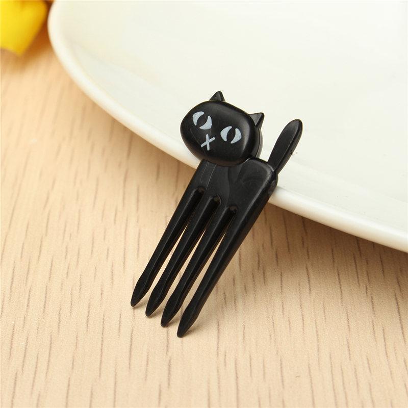 Ideal for Halloween parties, birthday celebrations, and weekend barbecues, these fun black cat forks add a sweet detail to your table!