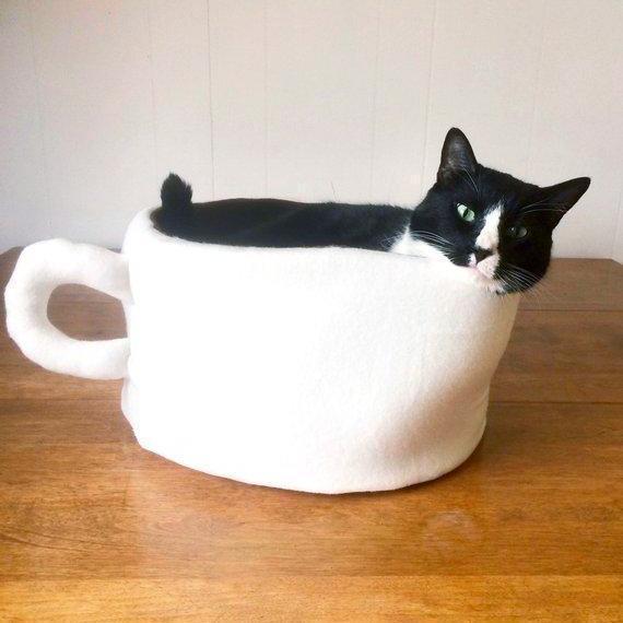Cute Cat Beds, Handmade Coffee Mug Cat Bed with a Removable and Machine Washable Pillow Insert