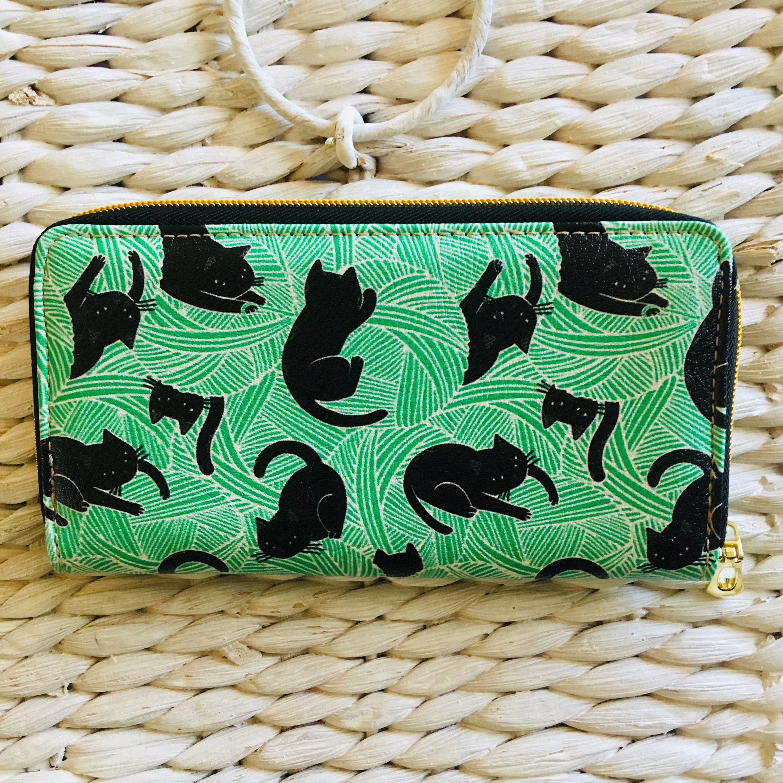 Cat Wallet Made of PU Leather and Decorated with Black Cats Playing With Wool Balls